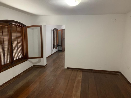Imagem 12 de 15 de Casa Em Um Dos Melhores Condomínios De Arujá J.02