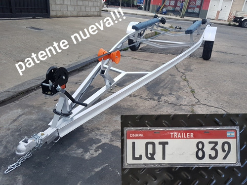Imagen 4 de 14 de Trailer Para Lancha Semirrigido Moto De Agua Bote