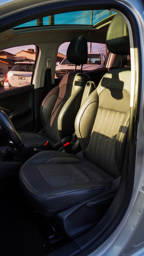 Peugeot 208 1.6 Feline