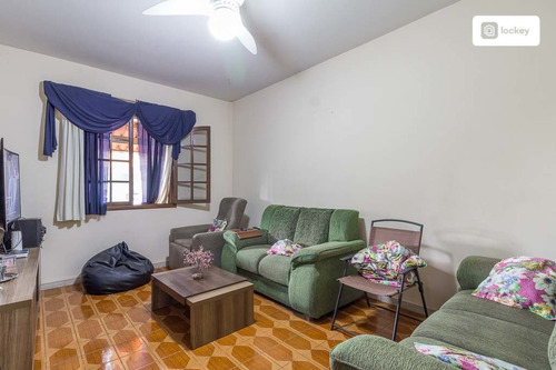 Imagem 6 de 15 de Venda De Casa Com 414m² E 9 Quartos - 13423