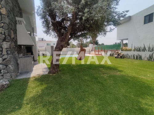 Casa En Venta En Morelos, Fraccionamiento Lomas De Cocoyoc