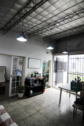 Casa De 4 Ambientes A Un Super Precio En Tablada
