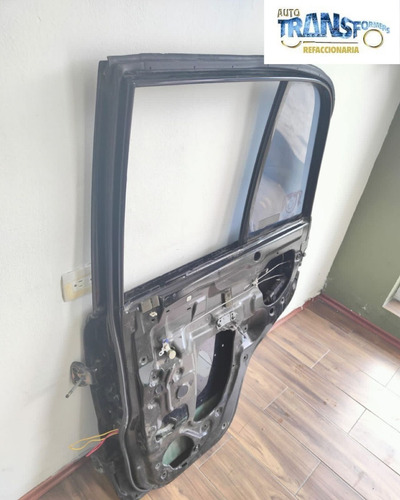 Puerta Delantera Derecha Chevrolet Tracker 1999-2004 Uso (Usado)