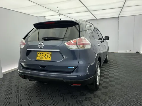 Nissan X-Trail 2.5 Advance