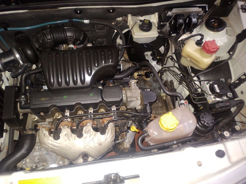 Imagem 6 de 10 de Chevrolet Montana 2013 1.4 Ls Econoflex 2p