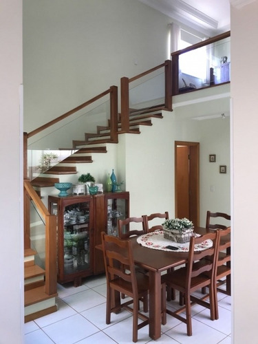 Imagem 13 de 21 de Casa Em Assis, Com 03 Dormitórios Sendo 01 Suíte Master. - 1205