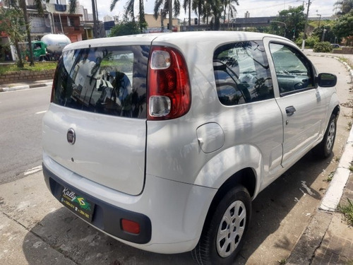 Uno 1.0 Evo Vivace 8v Flex 2p Manual