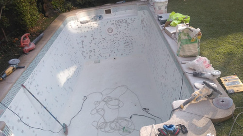 Construcción Y Revestimiento En Piscinas