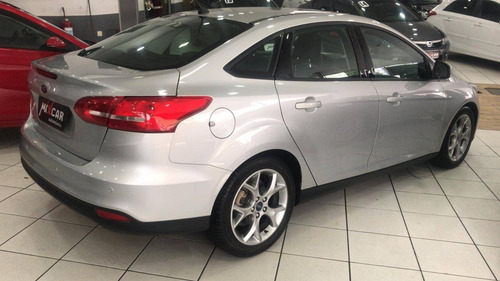 Ford Focus 2.0 Se Plus Fastback 16v Flex 4p Powershift