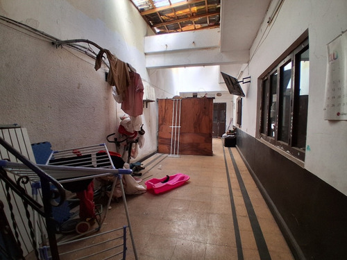 Arriendo Céntrica Bodega Comercial, Arturo Prat - Av. Matta.