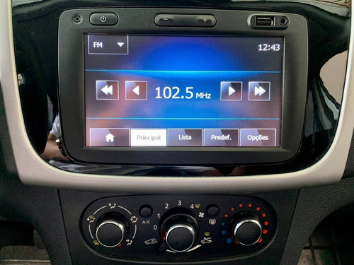Renault Sandero 1.6 Expression 8v Flex 4p Manual