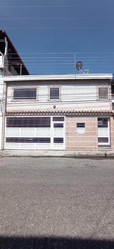 Casa Comercial Y Residencial En Los Olivos Nuevos, Maracay.