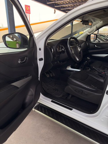 Nissan NP300 Frontier 2.5 Le Aa Mt