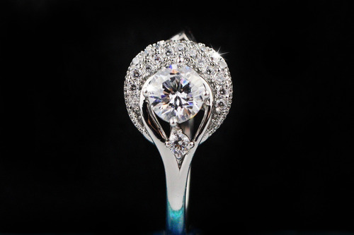 Imagen 2 de 9 de Anillo Compromiso Oro 18k Regalo Dama Mama Lujo Luna Noche 2