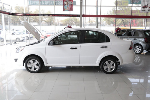 Imagen 12 de 15 de Chevrolet Aveo 2018 1.6 Ls Mt