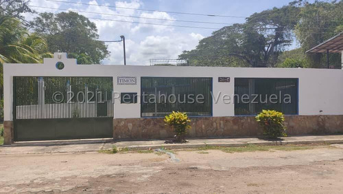 Casa Vacacional En Bahia De Cata Playa Disponible Para La Venta Urbanismo Privado Seguridad Todos Los Servicios Estef 25-14320