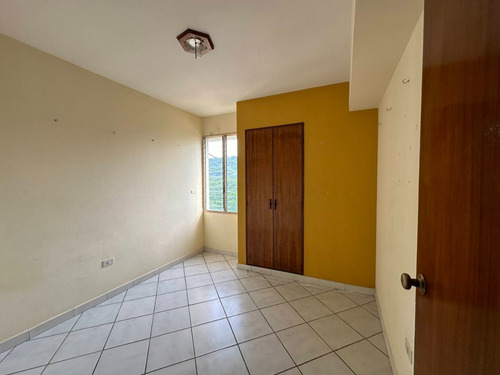 Cómodo Apartamento En Urbanización El Bosque Residencias San Andres Iii Rp