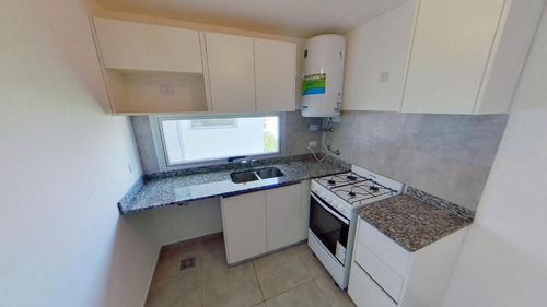Imagen 4 de 10 de Departamento De Un Dormitorio Con Balcón. Cochera Incluida