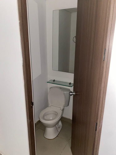 Imagen 8 de 11 de El Recreo - Venta De Apartamento En Condominio Atlantic.