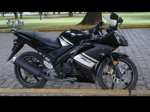 Yamaha R15