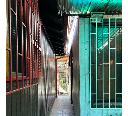 Cálida Casa Residencial O Comercial Con Depto Interior
