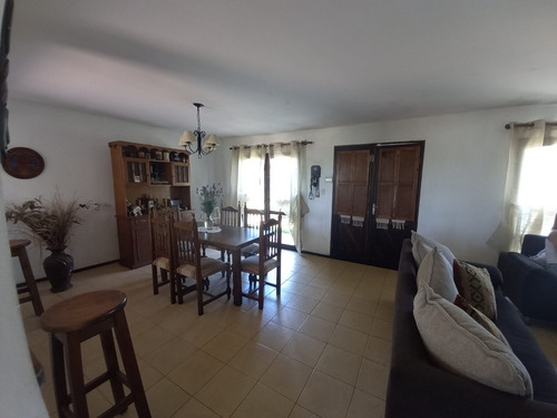Imagen 5 de 15 de Casa En Venta Sobre Avenida Zona Comercial De Colonia