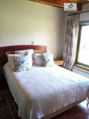 Casa En Venta De 5 Dorm. En Rancagua