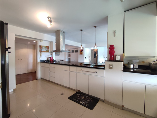 Imagen 24 de 30 de Venta Apartamento 130m2/ 3h/ 2.5b/ 2p La Alameda