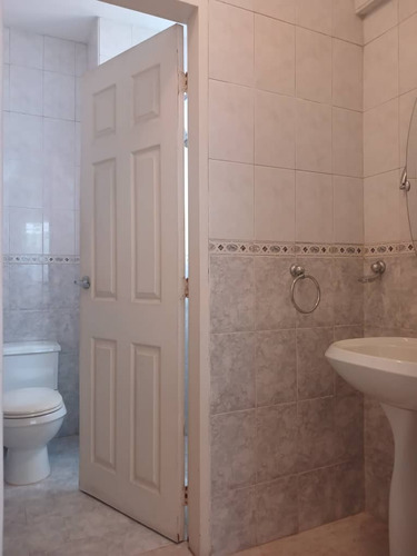 Apartamento En Residencias Hazerot Suite, Urb. Trigal Norte Mar - Dvip