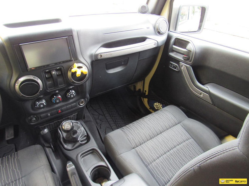 Imagen 18 de 25 de Jeep Wrangler 3.8 Sport