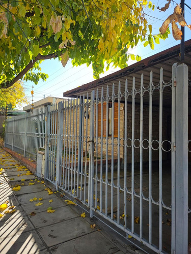 Casa. Venta. Godoy Cruz. Apta Crédito.