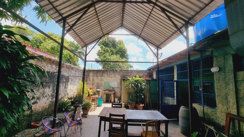 Casa Con Zonificación Comercial En Los Taladros Cerca Avenida Branger