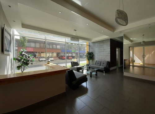 Imagen 2 de 14 de Venta De Apartamento De 153 M2 En 7400, San Francisco 201517