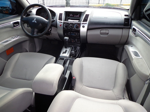 Imagen 7 de 11 de Mitusibshi Montero Sport Glx 2014 4x4 Automático