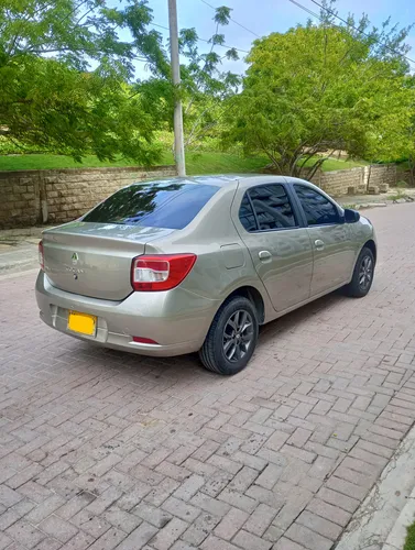 Renault Logan 1.6 Dynamique