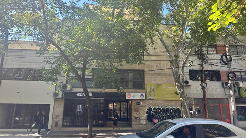 Duplex En Venta En Avenida España, Ciudad E Mendoza