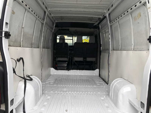 Renault Master Furgão 11m3 2013