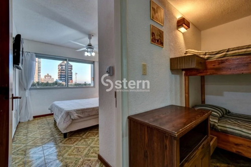 Imagen 6 de 15 de Venta Apartamento 1 Dormitorio Y Medio, Peninsula, Punta Del Este