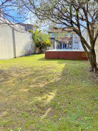 Lujan 1300 - Lanus Este - Excelente Chalet 5 Amb Con Parque Y Pileta! Impecable