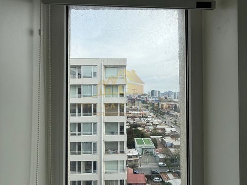 Departamento 2d + 1b Con Balcón En Centro De Concepción