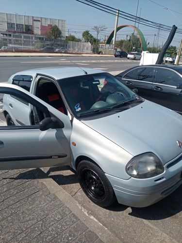 Renault Clio 2001 1.0 16v Rn 5p