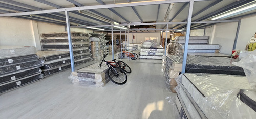 Local Comercial En Alquiler - Ituzaingo Norte