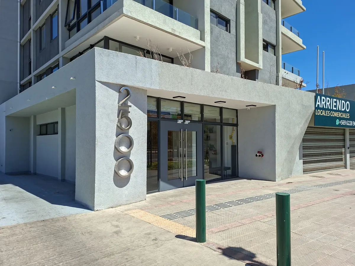 Imagen 2 de 21 de Edificio Av. Pdte. Balmaceda Vista Norponiente Piso 12