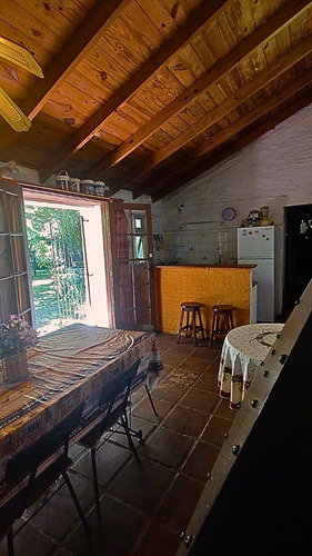 Se Vende Espectacular Casa En Santa Ana !!
