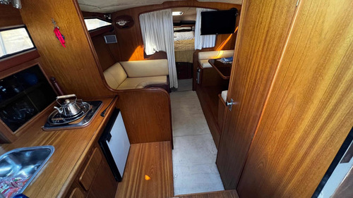 Imagen 6 de 15 de Sea Ray 330 Expres 2 Caterpillar 330 Linea De Eje Web Marine