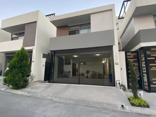 Casas en Venta en Residencial Cumbres, Monterrey | Metros Cúbicos