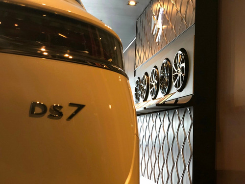 Ds Ds7 Crossback Hdi 180 Automatic So Chic 0km - Darc Autos