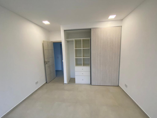 Casa 4 Amb C/ 2 Cocheras Y Pileta - Terravista