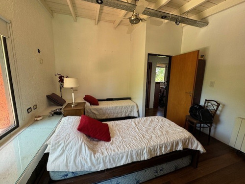 Casa En Alquiler Temporario De 2 Dormitorios C/ Cochera En City Bell