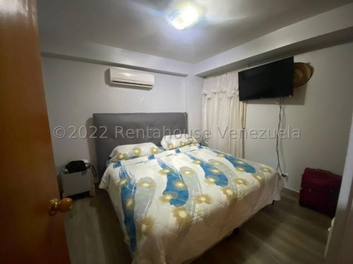 Imagen 13 de 22 de Julio Latouche Rentahouse Vende Apartamento Las Quintas Naguanagua 23-7927